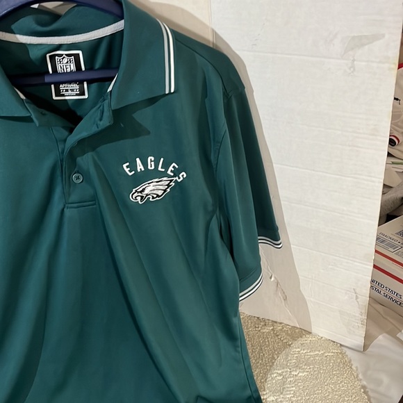 NFL Eagles size Large - Picture 10 of 12